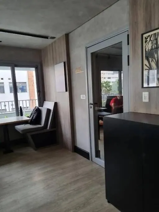 Studio Mobiliado, Com Garagem, 50M Metro Brooklin, Proximo Shopping Morumbi Em Sp Sao Paulo Apartment
